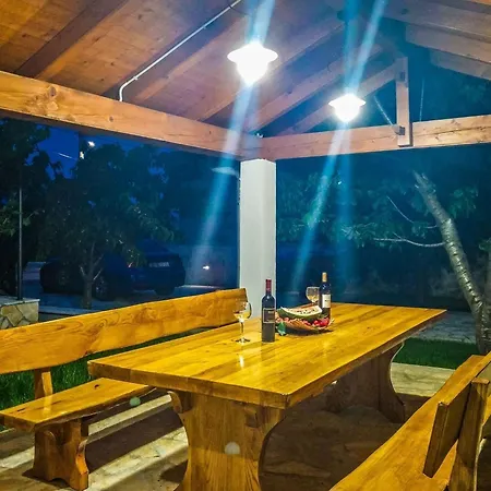 Modern Escape With Private Pool - 4 Bedroom Villa